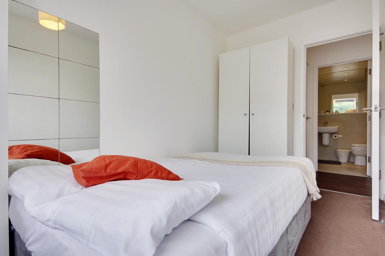 Hill House Holiday Apartments Борнмут Экстерьер фото