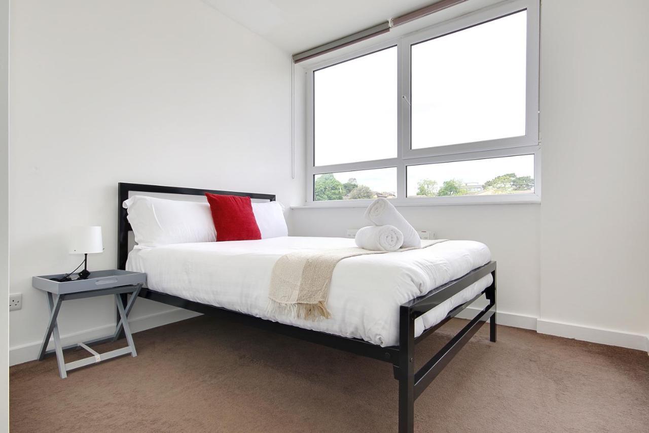Hill House Holiday Apartments Борнмут Экстерьер фото