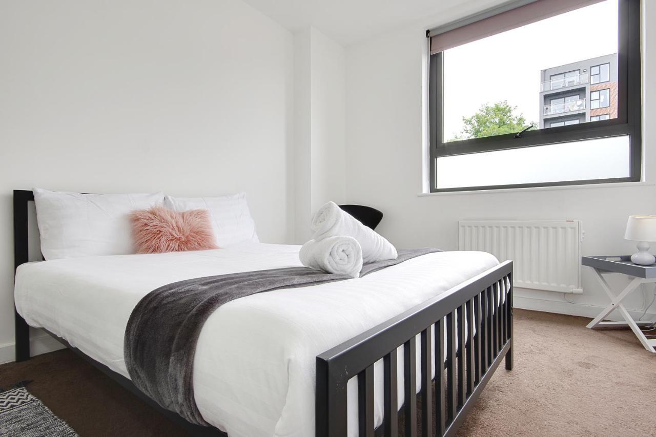 Hill House Holiday Apartments Борнмут Экстерьер фото